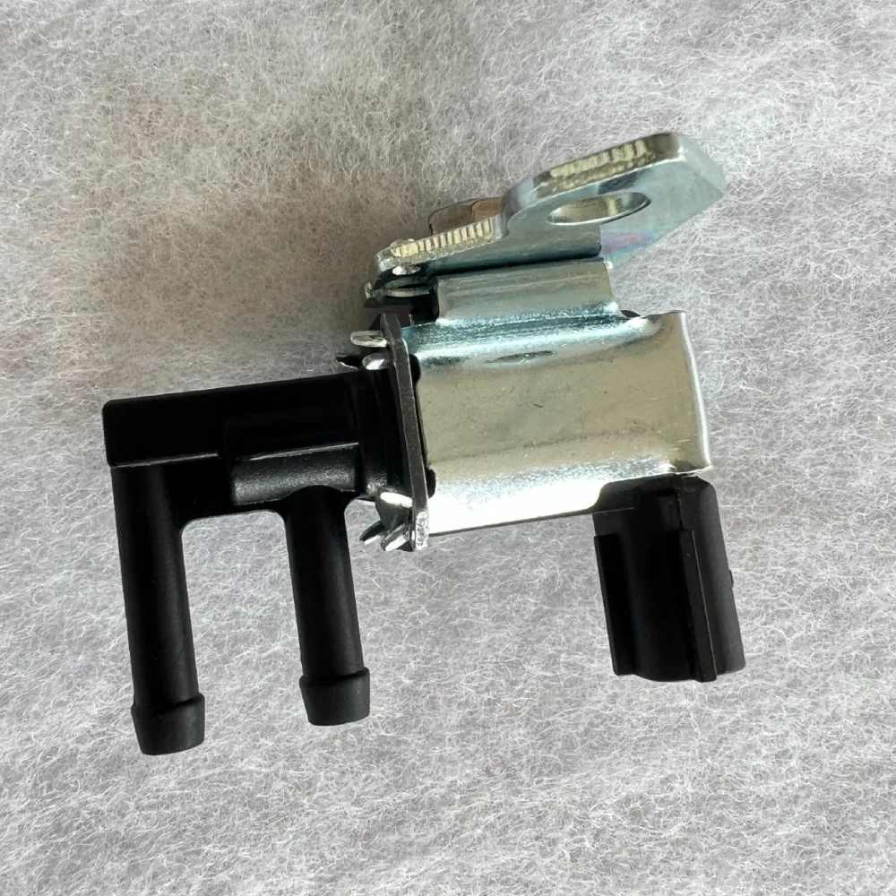 16102AA300 Vapor Canister Purge Valve for Impreza